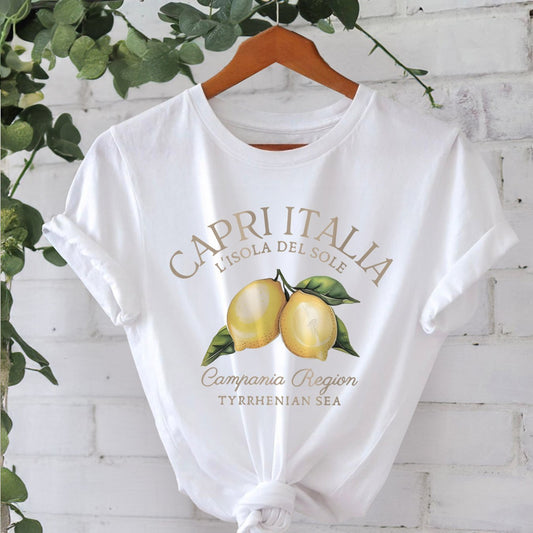 Camiseta para mujer con estampado de limones y estilo único.